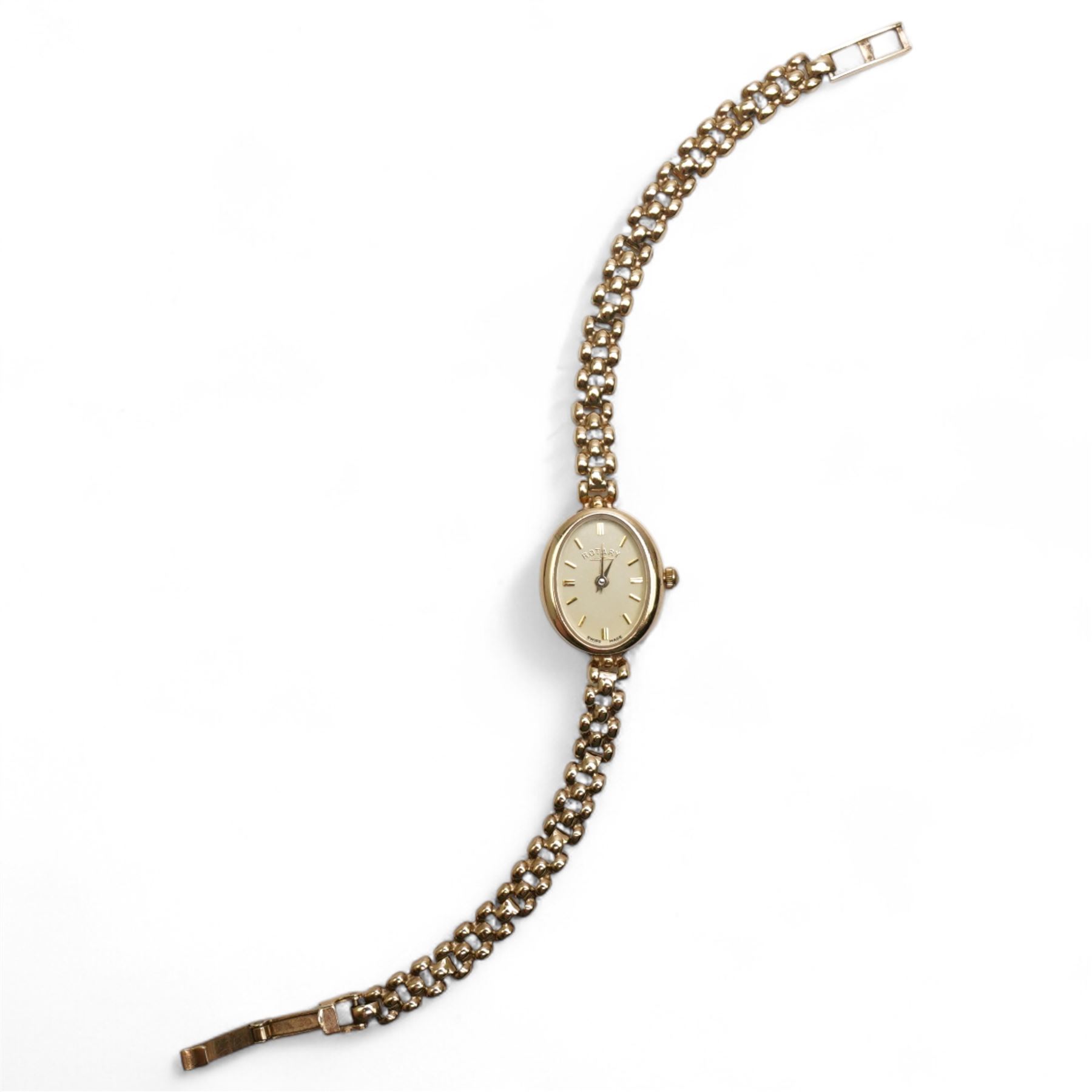 Rotary ladies 9ct gold quartz wristwatch, on integral 9ct gold bracelet, hallmarked