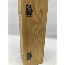 Blair Athol Aged 12 Years Single Malt Scotch Whisky 70cl, 43%, in wood box