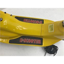 E-Scooter yellow electric 2-wheel scooter with seat and charger L106cm