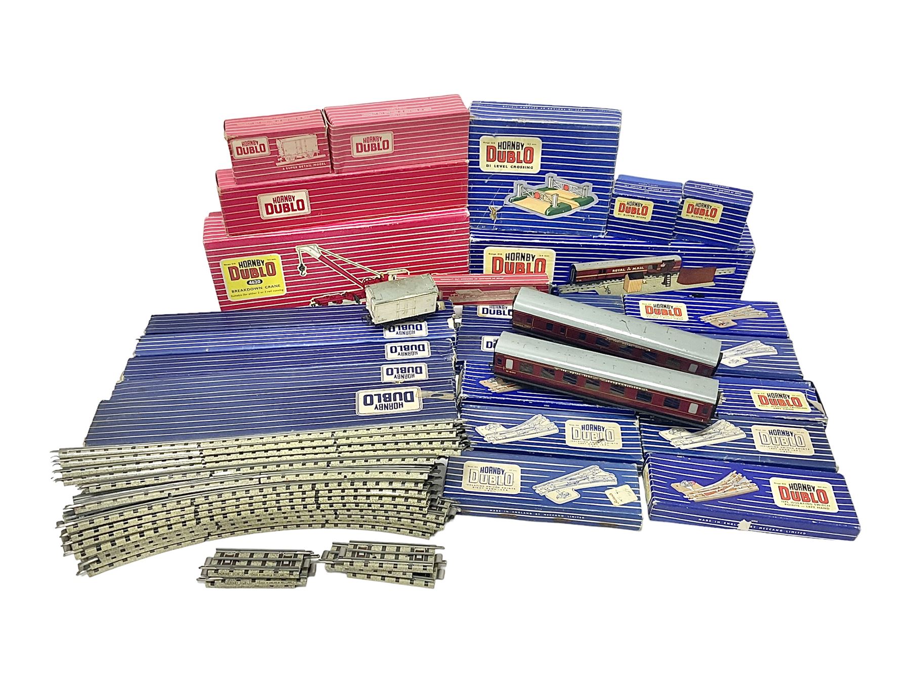 Hornby Dublo - 4620 Breakdown Crane; TPO Mail Van Set; D1 Level Crossing; Pullman cars and goods vans; with a large quantity of track to include straight and curved track, switch points and buffer stops; boxed and loose