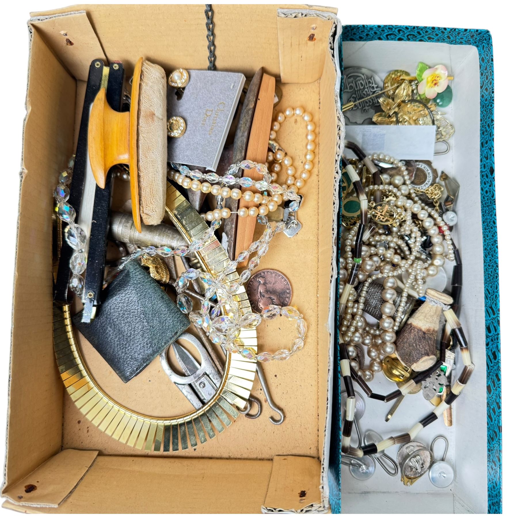 Collection of costume jewellery, jet beads and other collectables