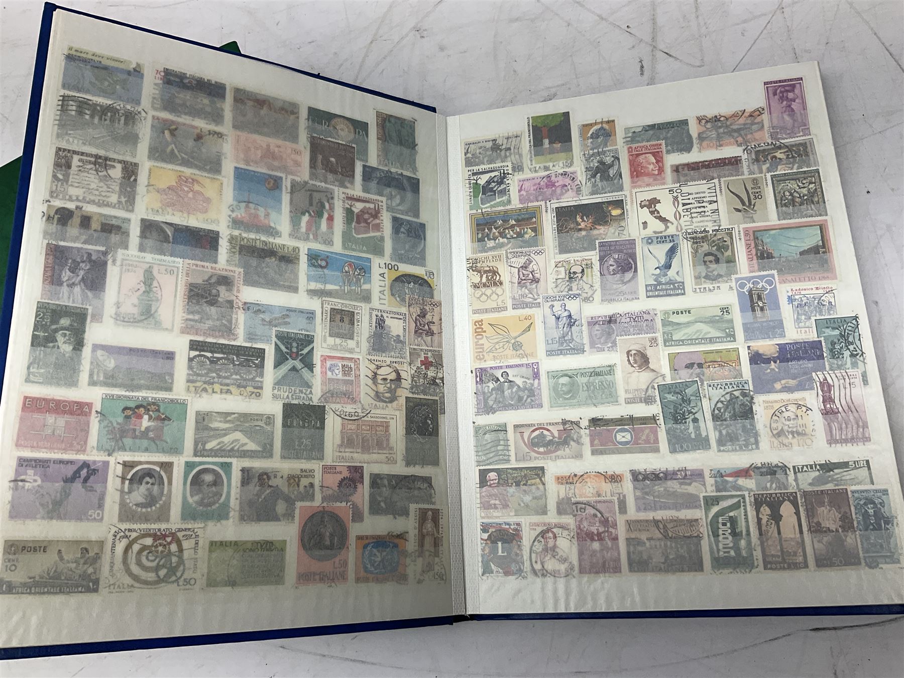 World stamps, including Iran, South Africa, Malta, USA, Canada, Mauritius, Aden, Spain, Seychelles etc, housed in five stockbooks