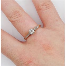 Early 20th century single stone old cut diamond ring, with diamond set shoulders, principle diamond approx 0.30 carat