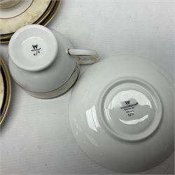 Wedgwood Cornucopia pattern tea service for six, comprising dessert plates, teacups and saucers (18)