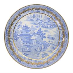 Spode tea service in Temple pattern, comprising twelve cups and saucers, open sucrier, milk jug, two side plates, together with Spode Italian pattern, six cups and saucers