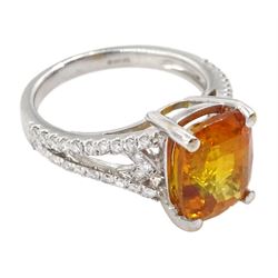 18ct white gold orange / yellow sapphire ring, with diamond set shoulders, hallmarked, sapphire approx 4.80 carat