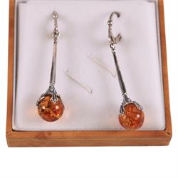 Pair of silver Baltic amber pendant earrings, boxed, L5cm