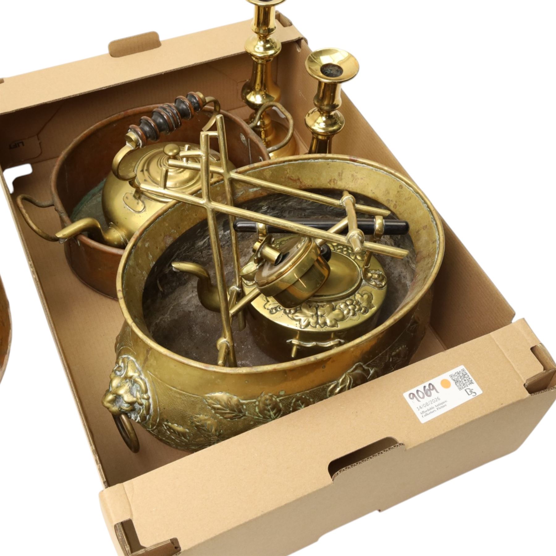 Collection of brassware, including fireside accessories, coal bucket, kettle and stand, two candlesticks, etc