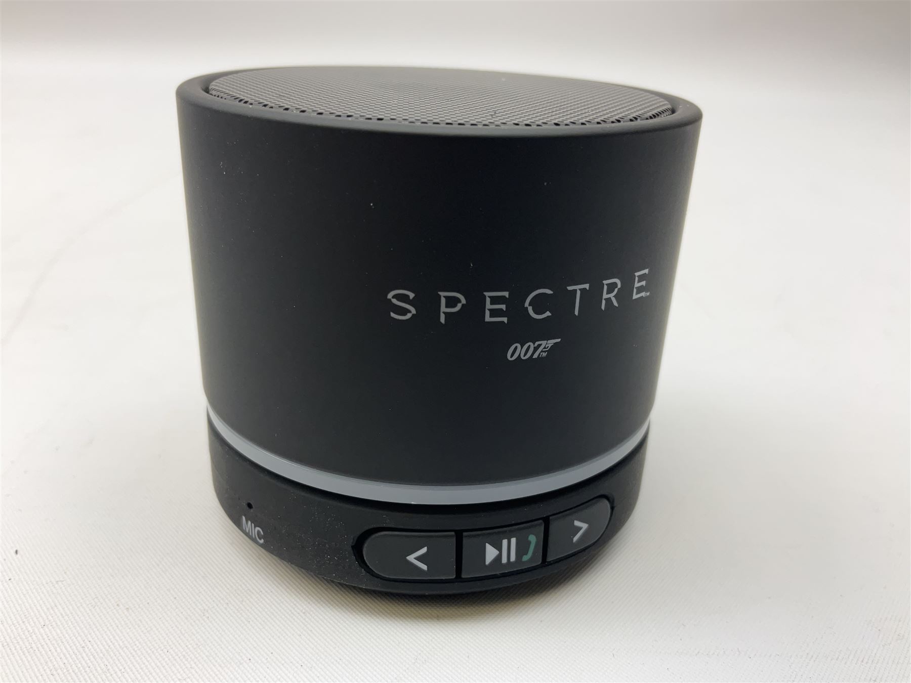 James Bond Spectre portable Bluetooth speaker in case, H5cm