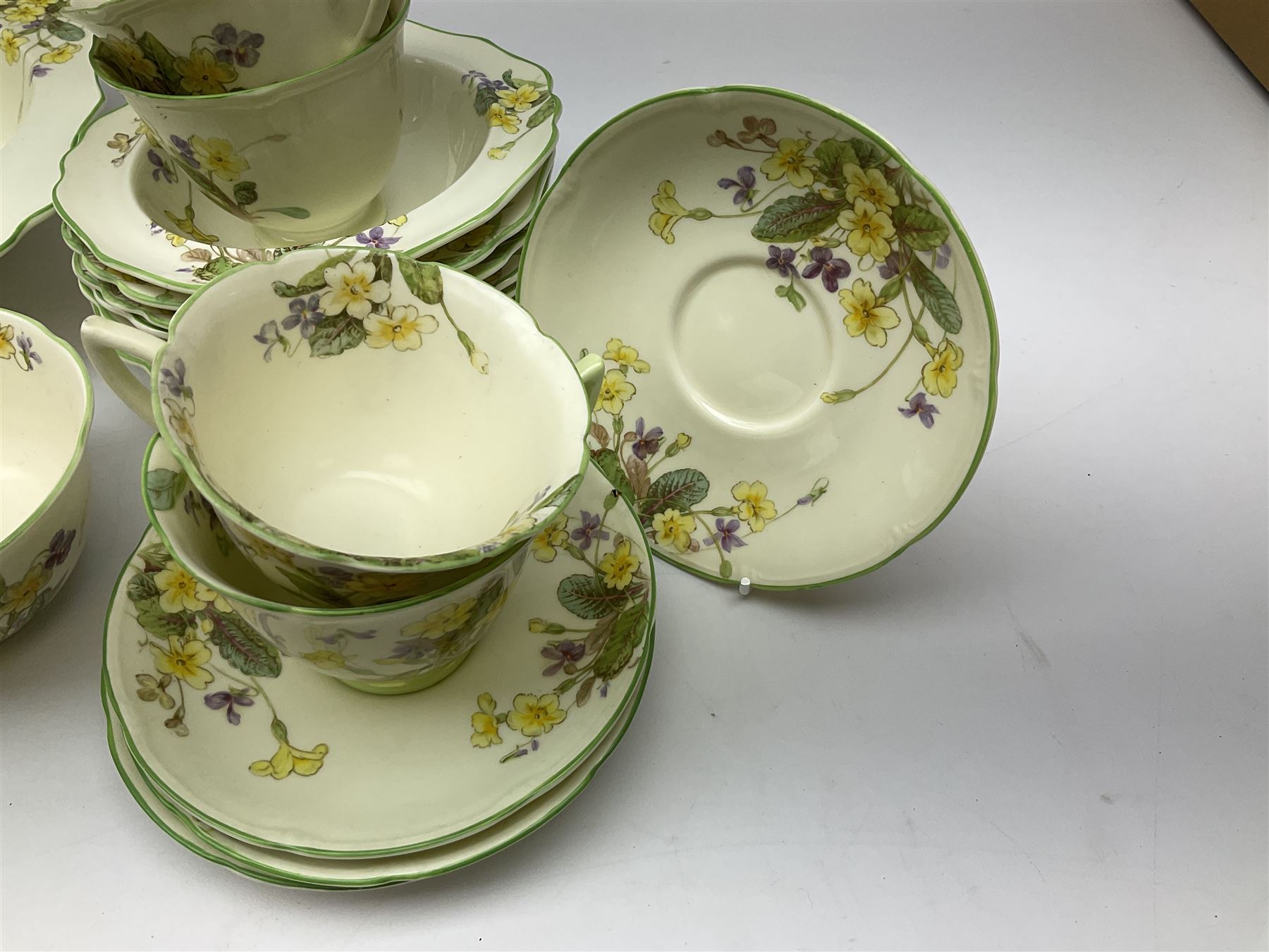 Royal Doulton April pattern tea set, comprising teapot, ten teacups and