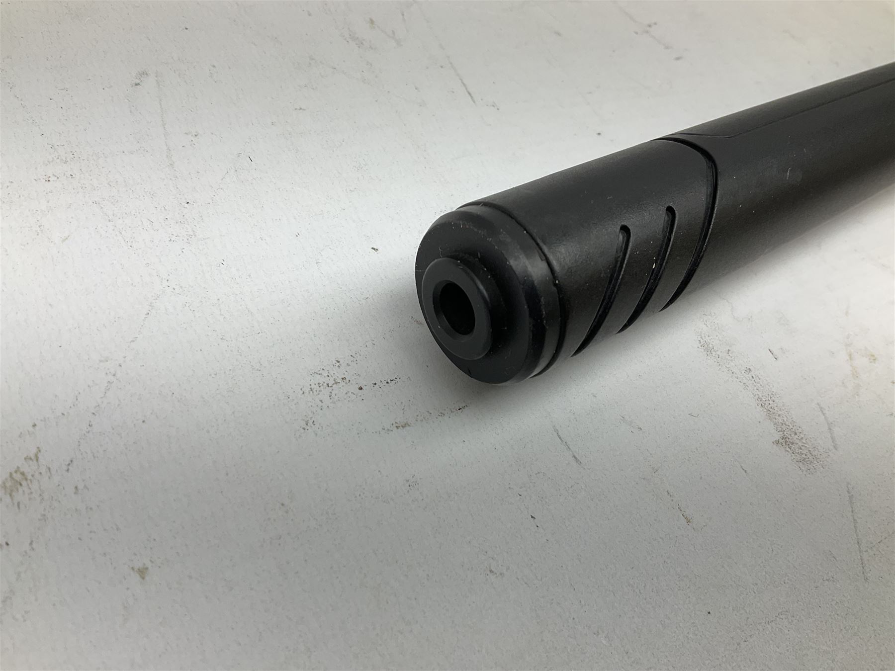 Stoegar .177 air rifle with break barrel action, 3 x 9 telescopic sight and fully integrated sound moderated barrel, no visible serial number, L109cm; in Stoeger lined gun sling