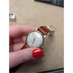 J.W.Benson gentleman's 9ct gold presentation manual wind wristwatch