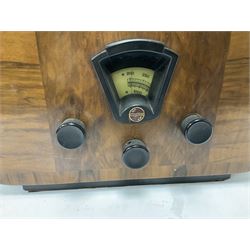 1930s Philips Type 836A Super Inductance radio, in Art Deco curved mahogany case with Bakelite knobs, H36cm W34cm D22cm