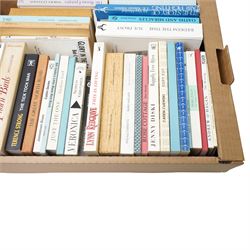 Quantity of contemporary uncorrected proof and advanced reading copies by James Clavell, Lynn Redgrave, Bill Oddie etc