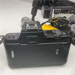 Collection of cameras, including Nikon F401 AF camera body, serial no 2111407, with Sigma Zoom Master 1:3.5-4.5 f=35-70mm lens, Fujifilm camera body etc 