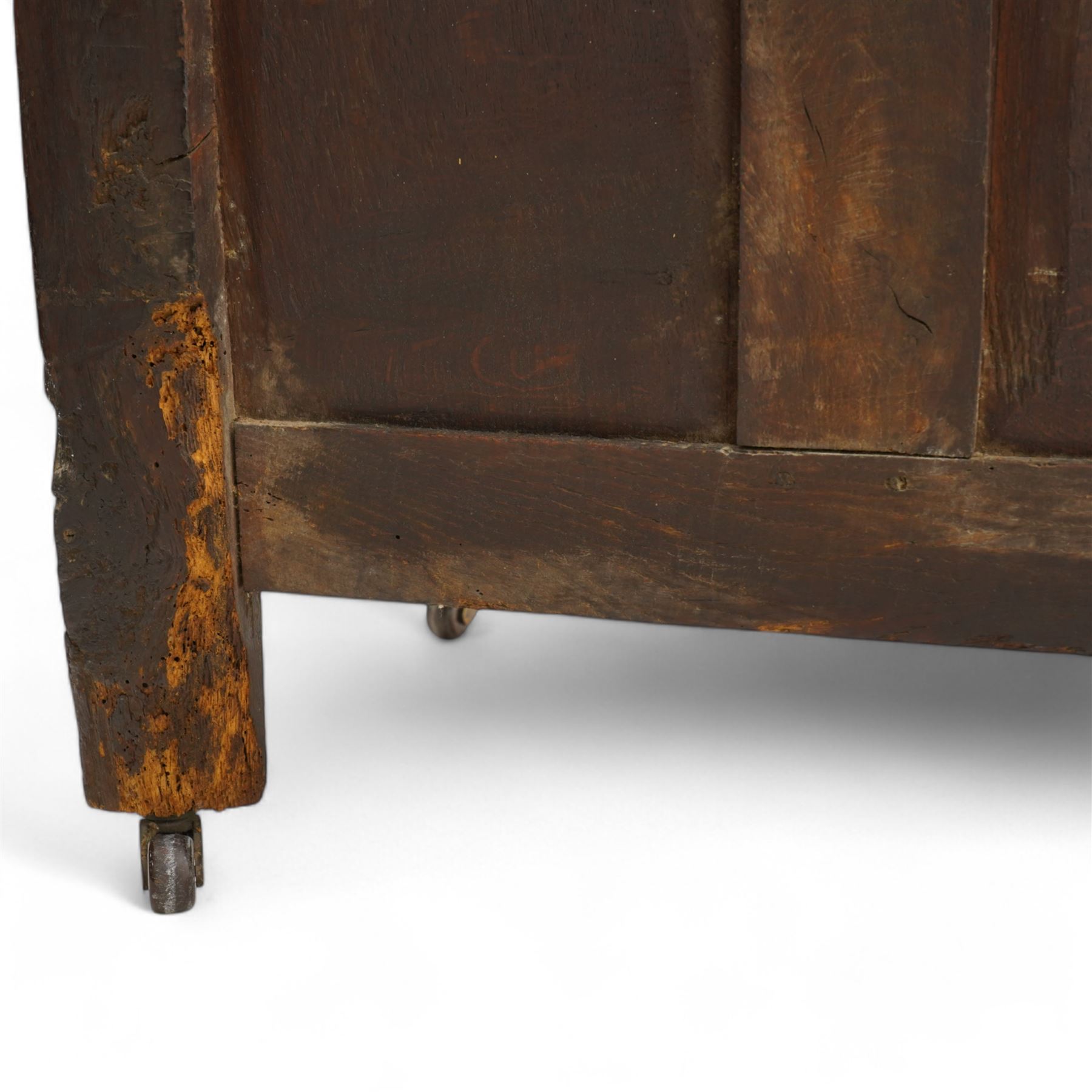 18th century oak blanket box, moulded rectangular hinged lid over lunette carved frieze rail and panelled front, moulded frame and panelled sides fitted with carrying handles, on stile supports