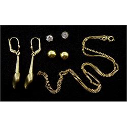Pair of 18ct gold screw back circular stud earrings and 9ct gold jewellery including pair of earrings, two single earrings and a necklace chain, all tested or stamped