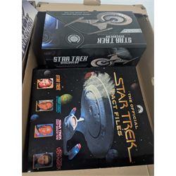 Star Trek collectables, including limited edition Eagle Moss Star Trek Discovery USS Glenn NCC-1030 model, Legends in 3 Dimensions Locutus of Borg bust, Star Trek Fact Files, limited edition placemats, Skybox Collectors Card packs and a quantity of Star Trek t-shirts