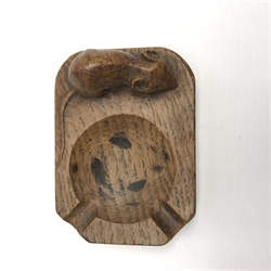 'Mouseman' oak ashtray by Robert Thompson of Kilburn, L10.3cm