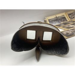 Stereoscope viewer and box of stereoscopic views 