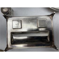 Collection of assorted silver plate, comprising four cup egg cruet, table lamp, bud vase, desk stand etc  