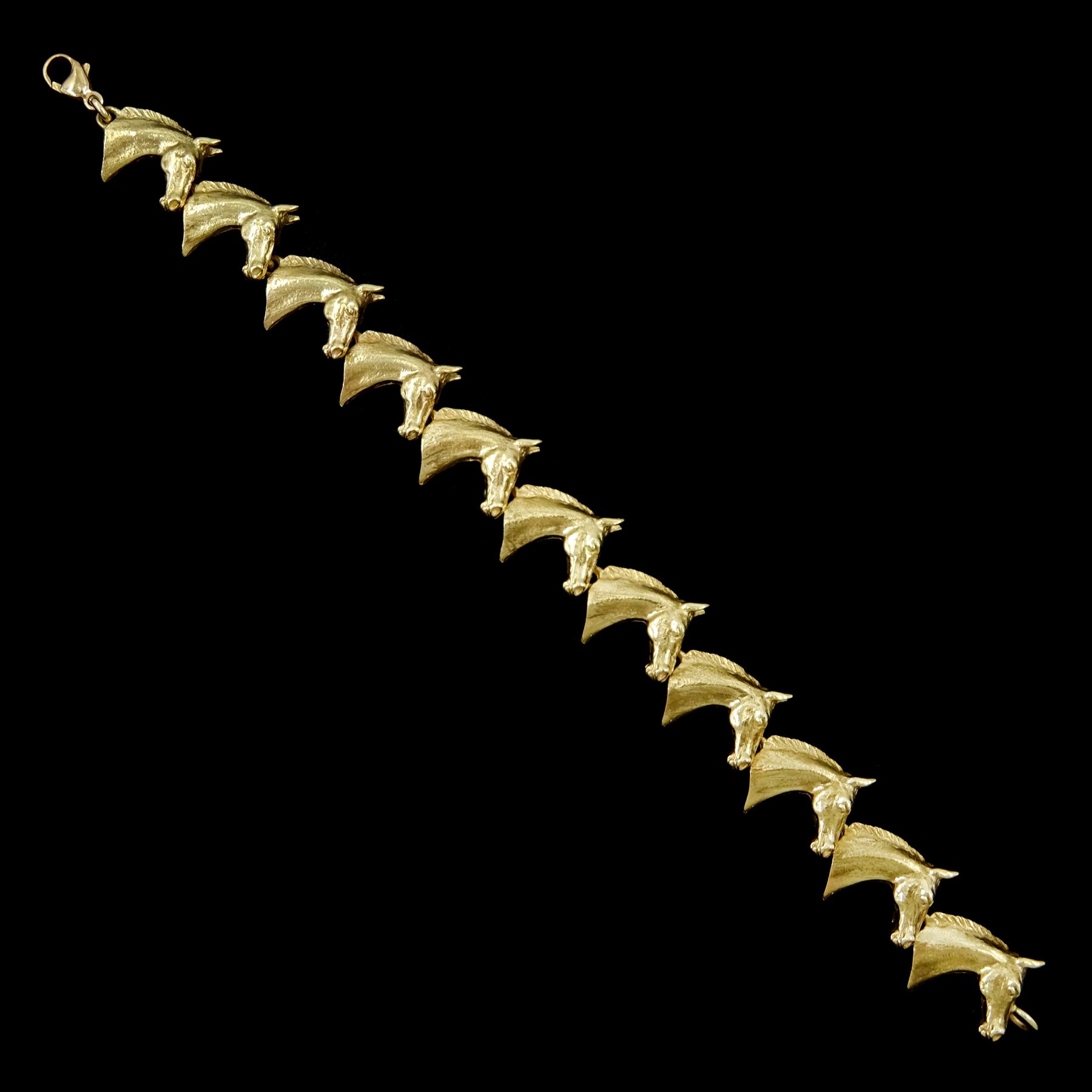 9ct gold horse head link bracelet, Sheffield 2000