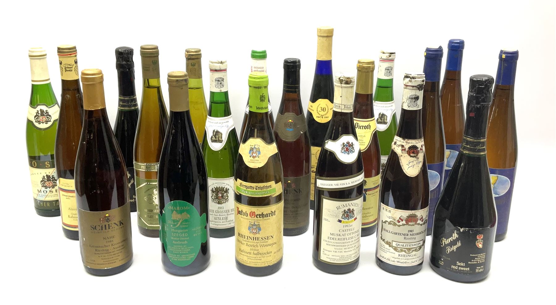 Mixed alcohol including Pieroth Rotgold Sekt red sweet 75cl, 11.5%vol, Pieroth Duett 1988 Muller - Thurgau Qualitatswein 750ml, 10.5%vol etc, various contents and proofs, 20 bottles
