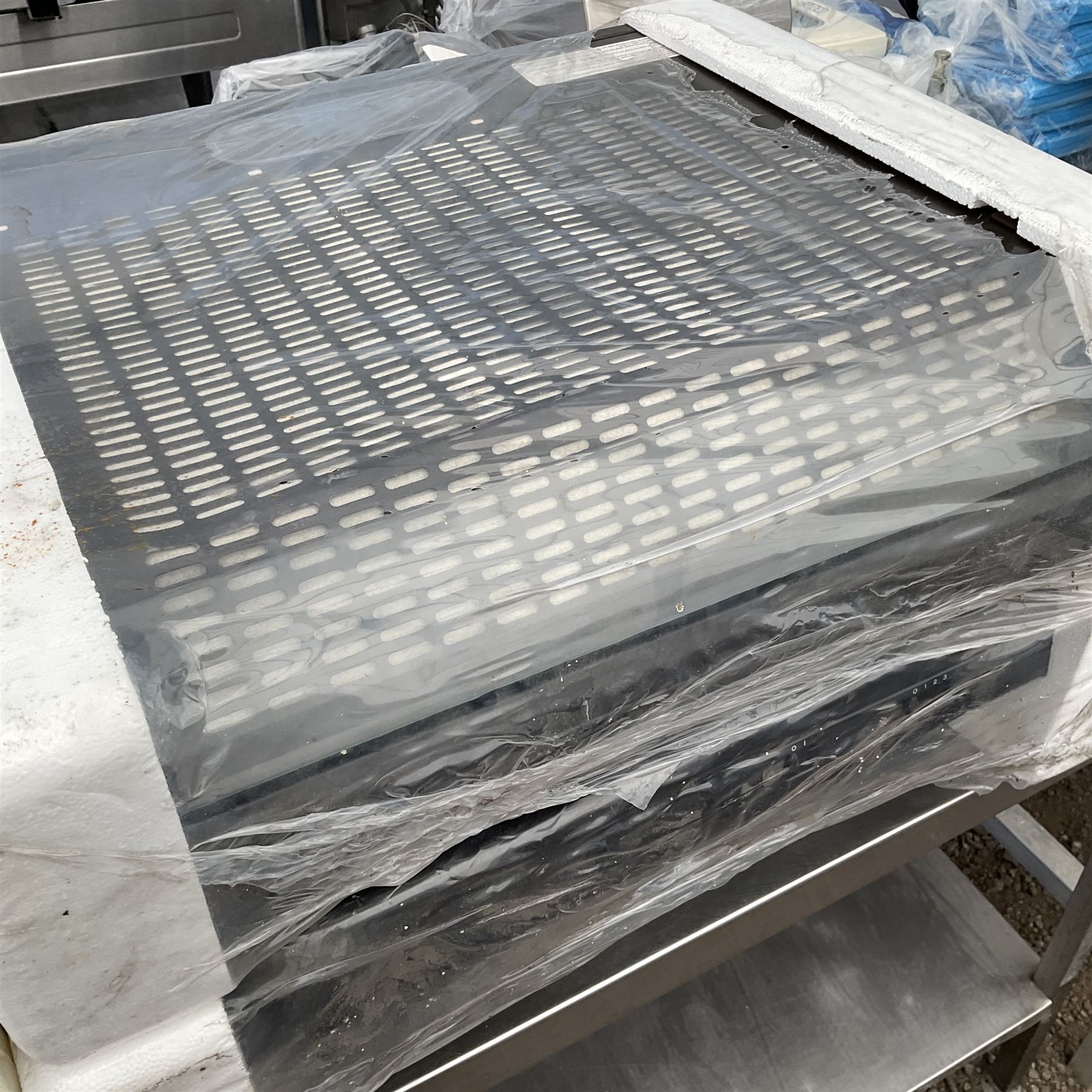 Four kitchen extractor fans with carbon filters - THIS LOT IS TO BE COLLECTED BY APPOINTMENT FROM DUGGLEBY STORAGE, GREAT HILL, EASTFIELD, SCARBOROUGH, YO11 3TX