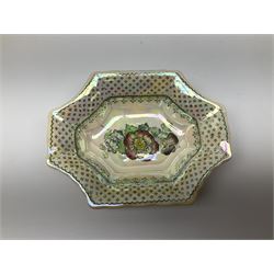 Five pieces of Masons Ironstone 'Paynsley' pattern lustre ware, comprising large ginger jar and cover, footed bowls, two jugs, and pin dish