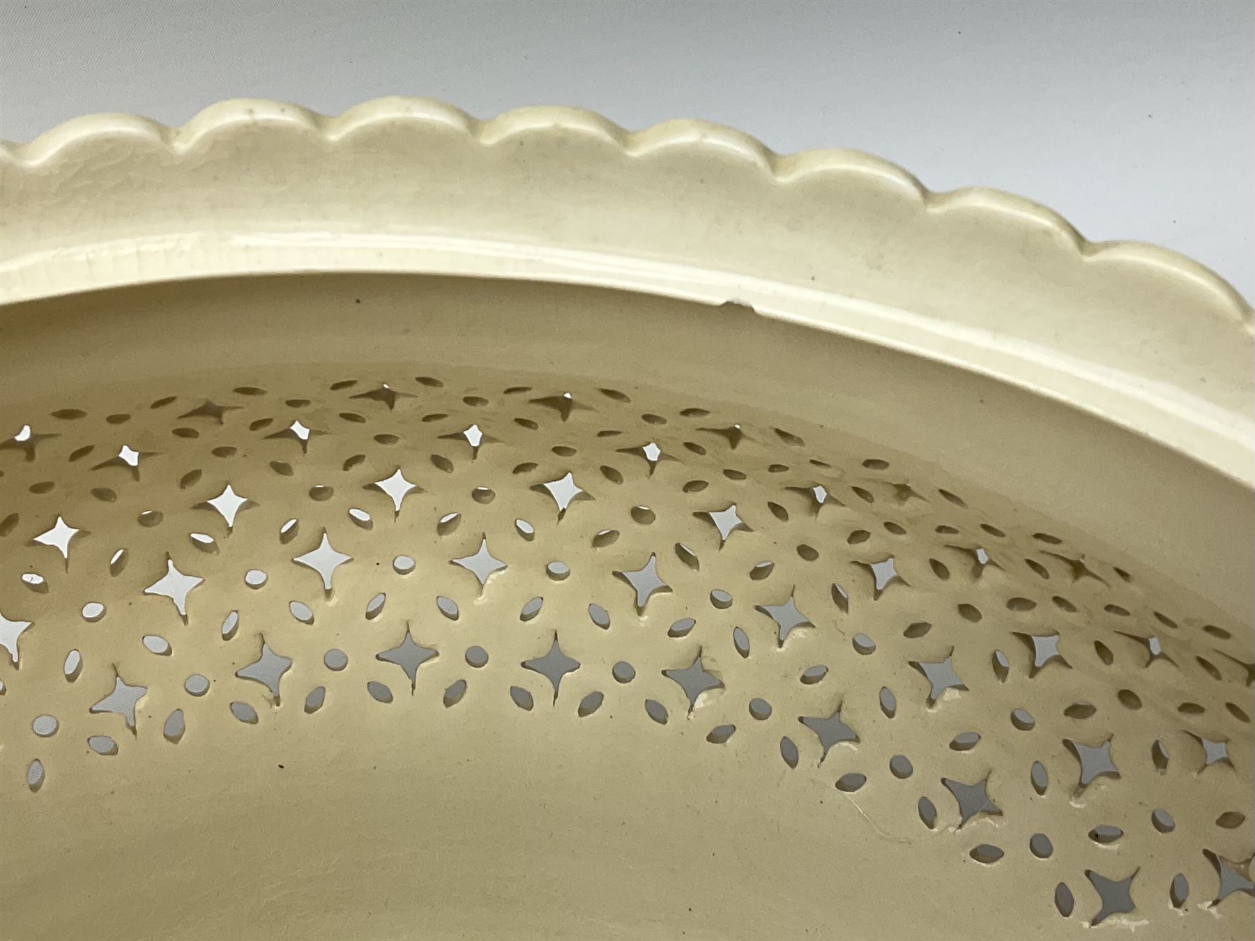 Large 20th century Leeds pottery basket and cover, of bulbous form with pierced detail and twin rope handle, with impressed mark beneath, H23cm D25cm