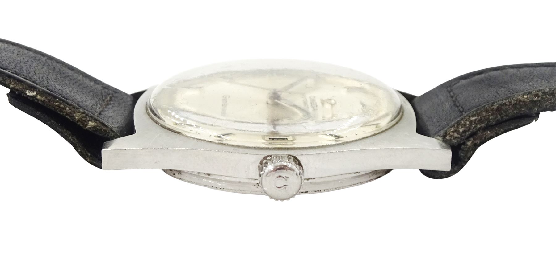 Omega gentleman's stainless steel automatic wristwatch, Cal. 565, Ref. 166041, serial No. 31158582, silvered dial with baton hour markers and date aperture, on black leather strap