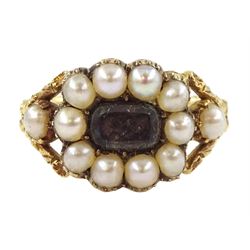 George III gold split pearl mourning ring, with engraved foliate decoration shank, dated 1818