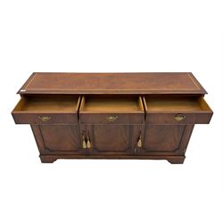 Georgian design mahogany sideboard, fitted with three drawers and three cupboards, inlaid detail