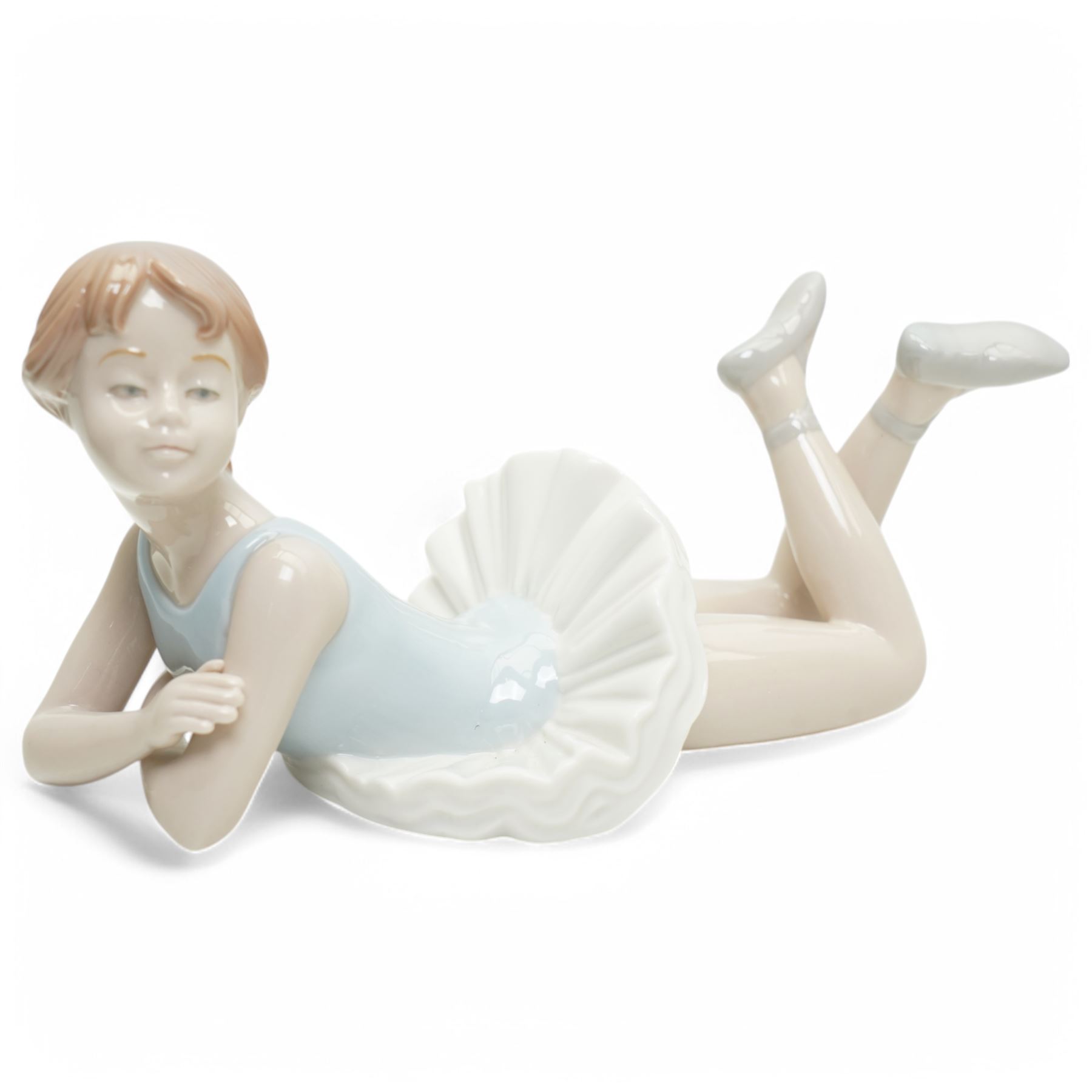 Two Lladro figures, comprising First Melodies 6475 and Happy Anniversary 8292, with one Nadal ballerina, all boxed, tallest H31cm excluding base (3)