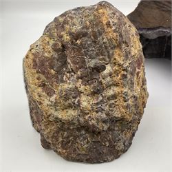 Pair of Dugway geode, natural edged bookends, in purple tones, H16cm 