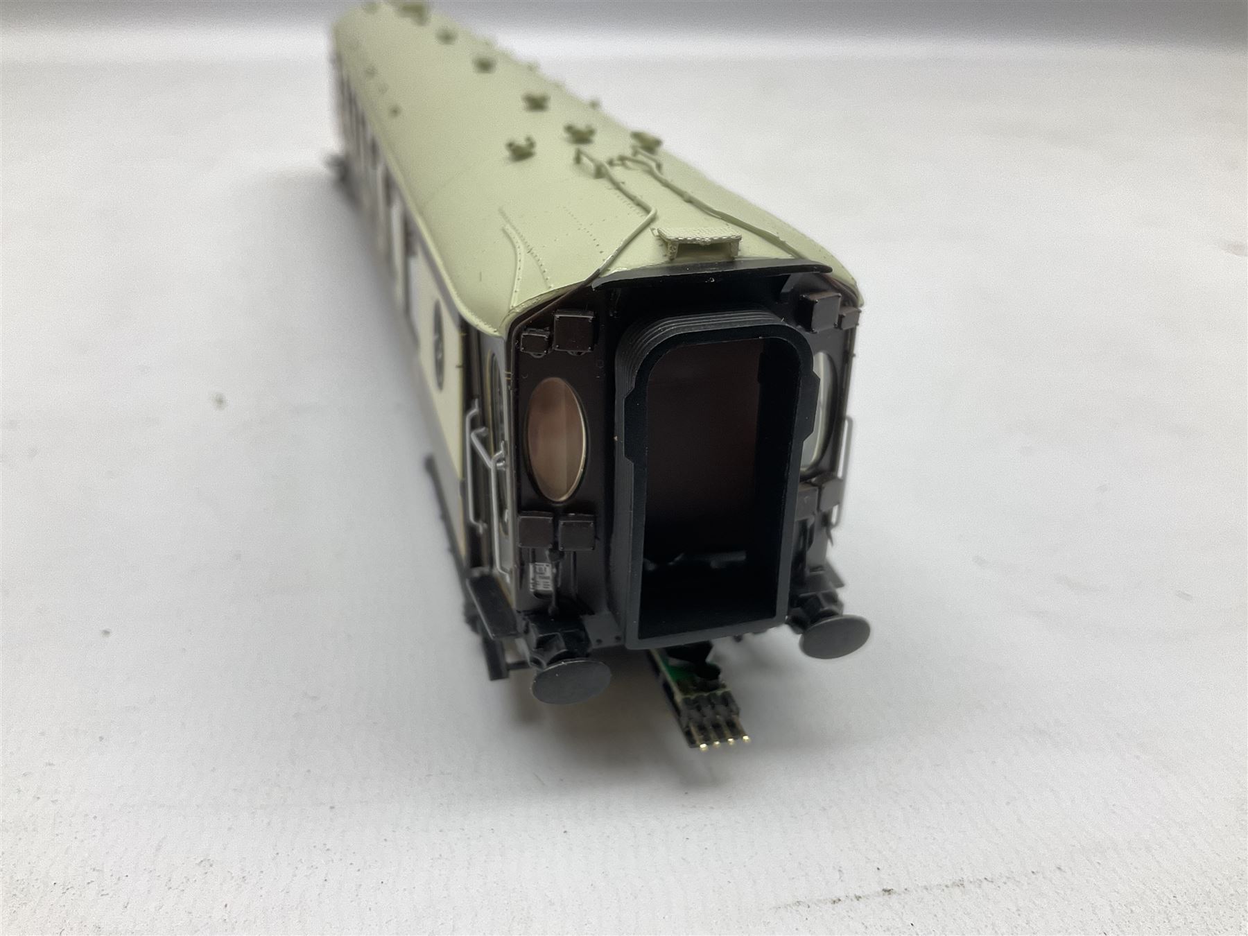 Hornby '00' gauge - Brighton Belle 1934 train pack, DCC ready 