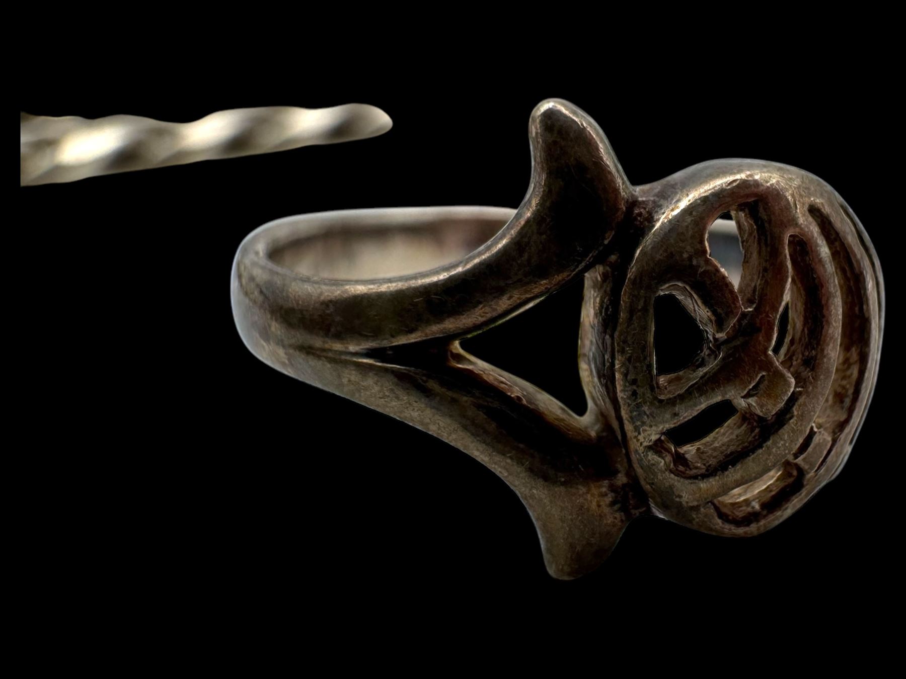 Rotary 9ct gold wristwatch on leather strap, silver jewellery including Albert chain, rings, blue john pendant, charms and chains etc