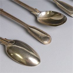 Set of six Victorian silver Fiddle & Reed pattern teaspoons, each with engraved initial, hallmarked Chawner & Co, London 1847