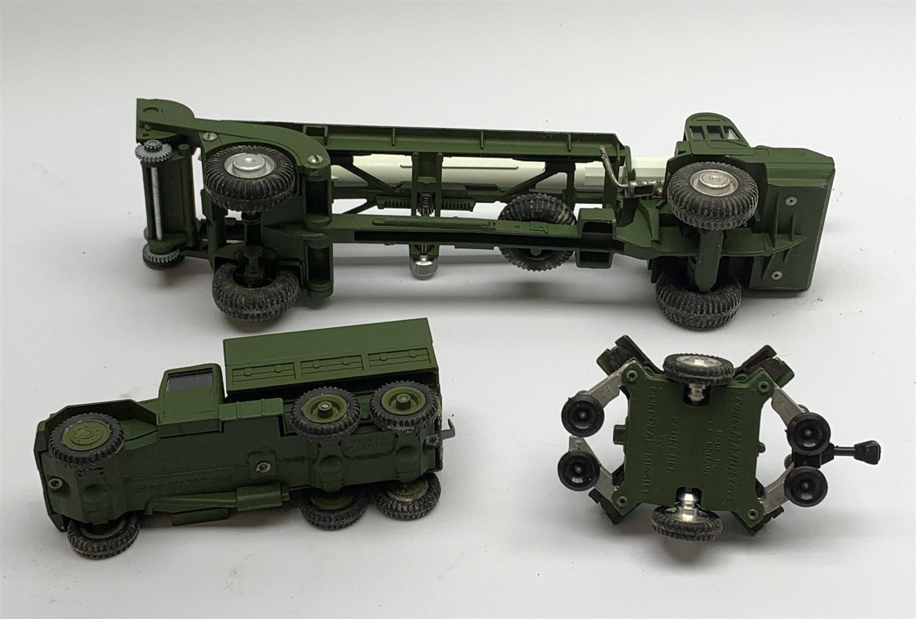 Corgi - Major Gift Set No.9, 'Corporal' Missile, Erector Vehicle, Launcher and Tow Truck, boxed with internal packaging and paperwork, near mint condition with some paint loss to roof of tow truck