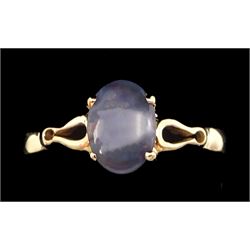 9ct gold blue/grey opal ring, hallmarked