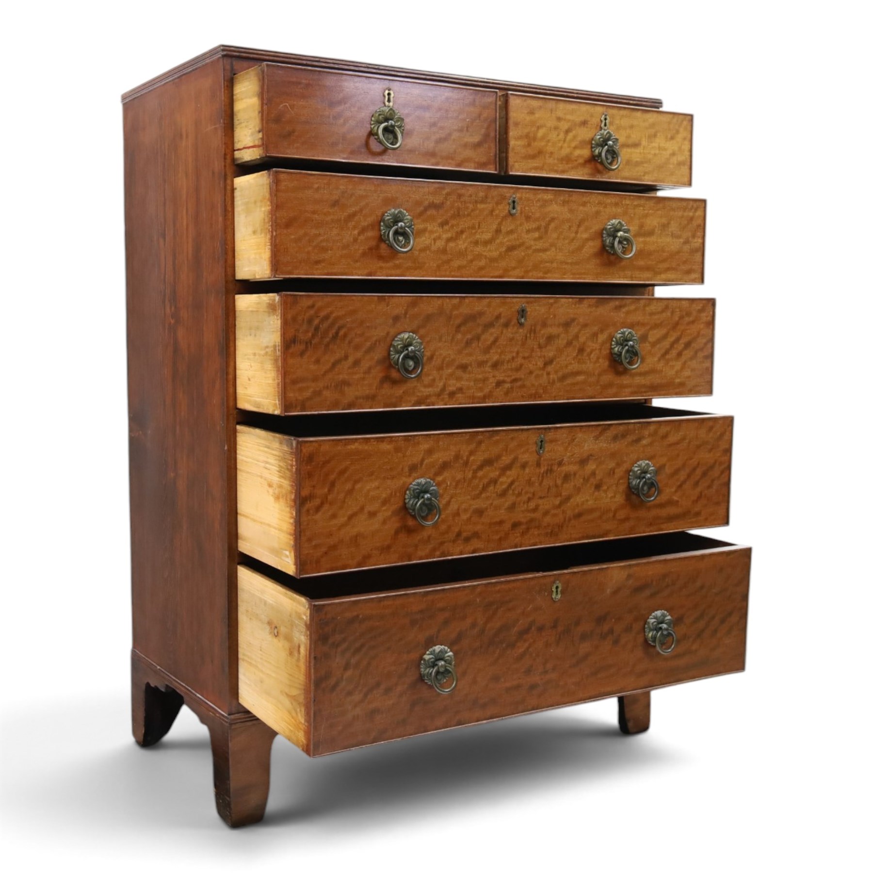 Edwardian mahogany tall chest, rectangular top with reeded edge, above two short over four long graduating drawers, raised on bracket feet