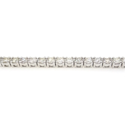  18ct white gold brilliant diamond tennis bracelet, stamped 18k diamonds approx 2.5 carat  