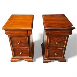 Barker & Stonehouse - Mahogany Grosvenor bedside chests, rectangular moulded top above a f...