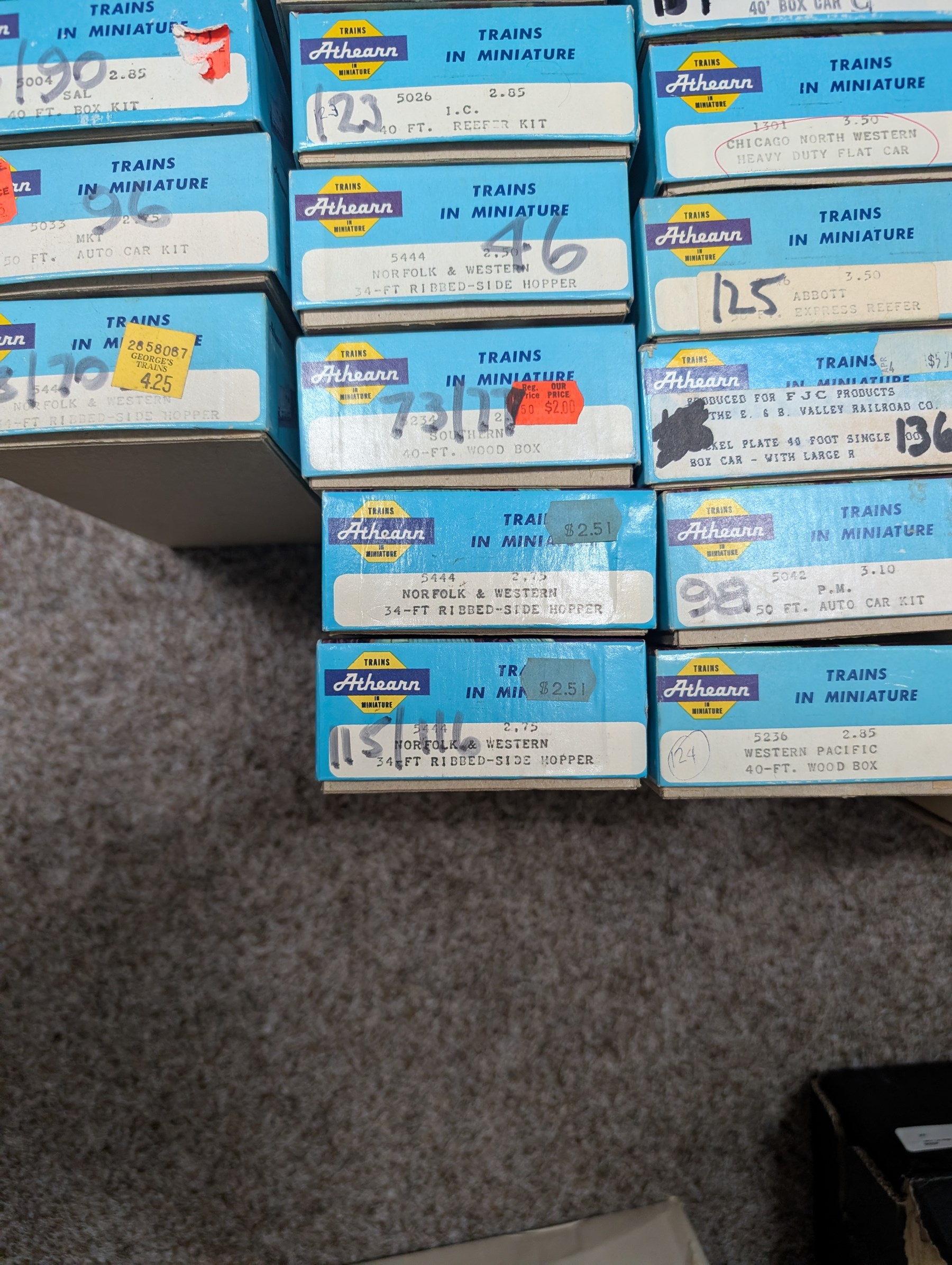 Large collection of HO scale Athearn kit built rolling stock, boxed