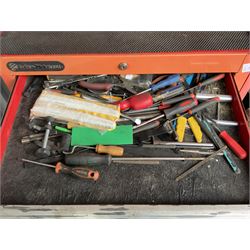 Sykes Pickavant tool chest with content  - THIS LOT IS TO BE COLLECTED BY APPOINTMENT FROM DUGGLEBY STORAGE, GREAT HILL, EASTFIELD, SCARBOROUGH, YO11 3TX