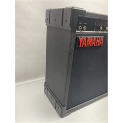 Yamaha VX Series 25B bass amplifier in black, serial no.4376 L49cm