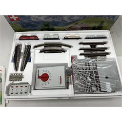 Marklin 'Z' gauge - No.81852 train set with double pantograph locomotive and four goods wagons; boxed