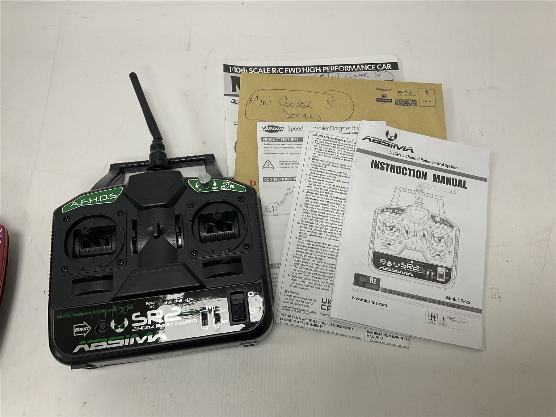 Tamiya - 1:10 scale Mini Cooper S 1964 Monte Carlo rally winning car driven by Paddy Hopkirk radio controlled car with boxed SR2S 2,4GHz radio system 