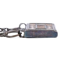 Omani silver Hirz pendant necklace