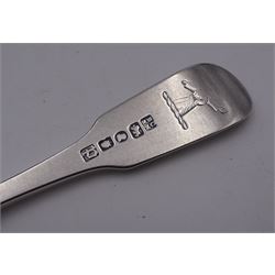 Fourteen George IV provincial silver Fiddle pattern dessert forks, hallmarked James Barber, George Cattle II & William North, York 1826, and James Barber & William Whitwell, York 1828, L16cm, approximate total weight 18.56 ozt (577.4 grams)